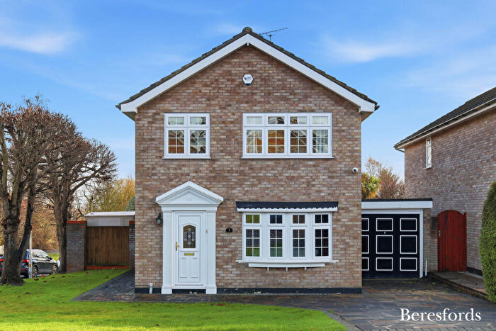 4 Bedroom Detached House For Sale In Leaway, Billericay, CM12