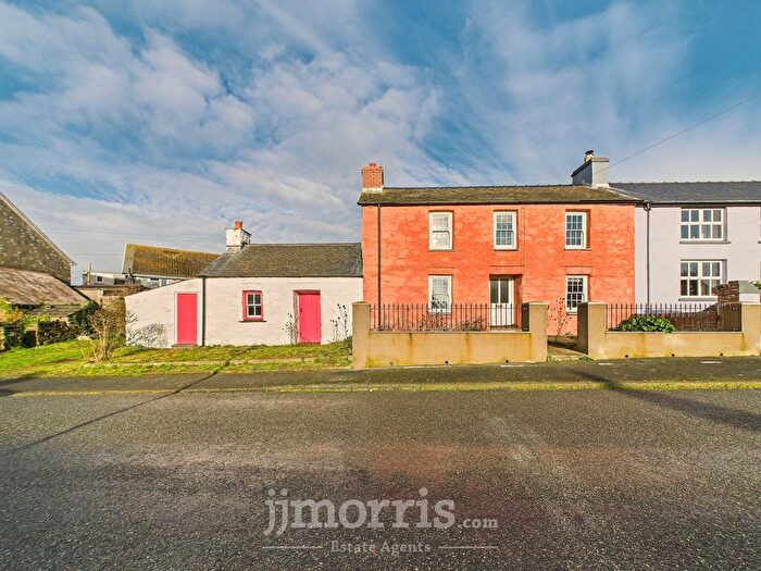 3 Bedroom Property For Sale In Trefin, Haverfordwest, SA62