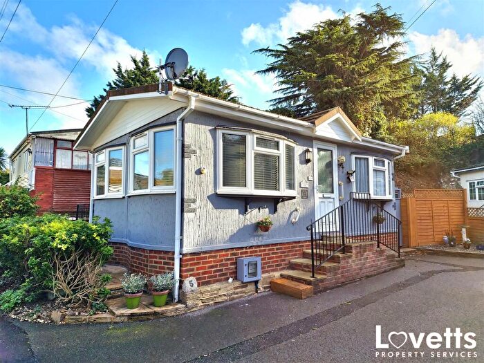 1 Bedroom Property For Sale In Smugglers Leap, Mount Pleasant, Minster, CT12