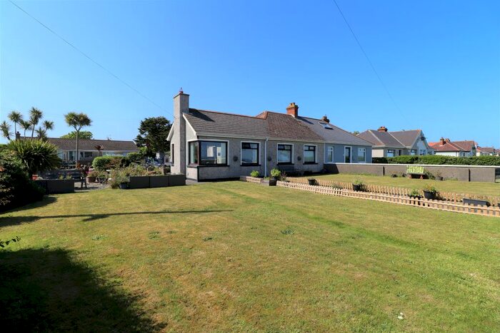 4 Bedroom Semi-Detached Bungalow For Sale In Main Road, Cloughey, Newtownards, County Down, BT22