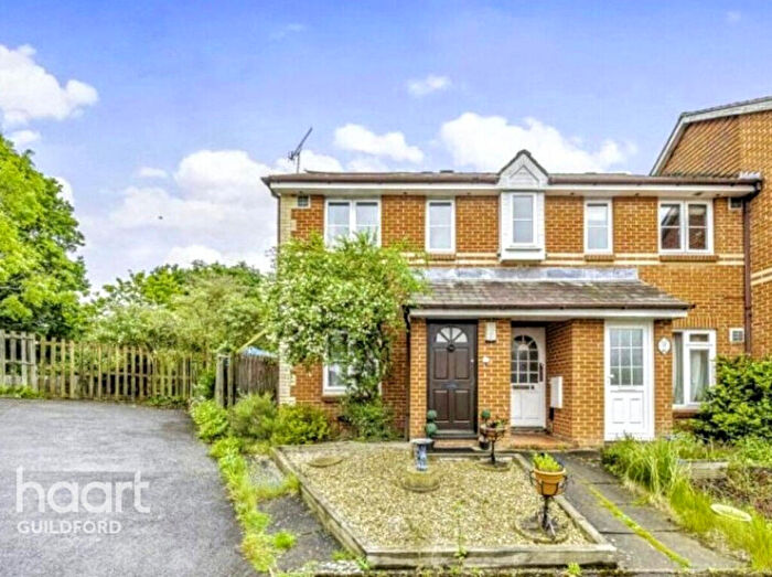 1 Bedroom Apartment For Sale In Queens Road, Guildford, GU1