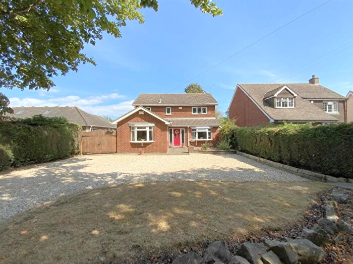 4 Bedroom Detached House For Sale In Louth Road, New Waltham, DN36