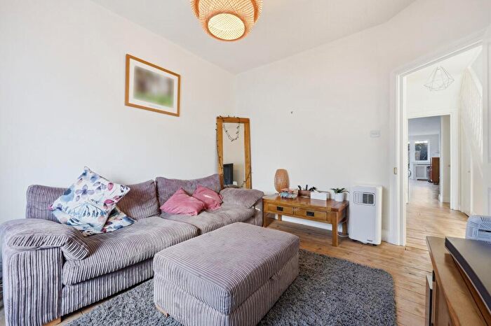 4 Bedroom Terraced House For Sale In Woodlands Road, London, E17