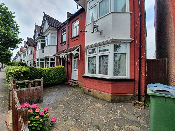 3 Bedroom House To Rent In Drury Road, Harrow, HA1