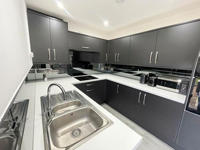 4 Bedroom Semi-Detached House To Rent In Lockleaze Road, Lockleaze, Bristol, BS7