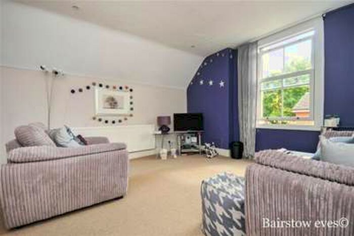 2 Bedroom Flat To Rent In Spencer Road, South Croydon CR2