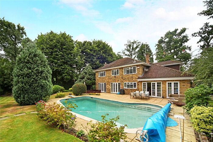 5 Bedroom Detached House To Rent In Old Avenue, West Byfleet, KT14