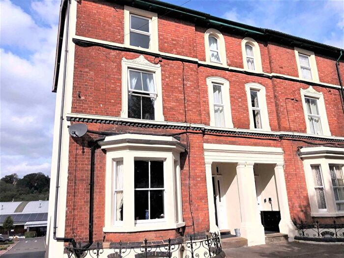 1 Bedroom Flat To Rent In Newbridge Crescent, Wolverhampton, WV6