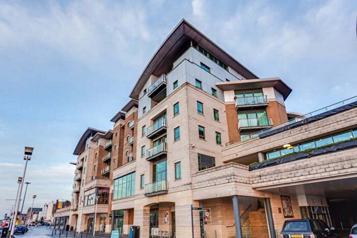 2 Bedroom Apartment To Rent In Dolphin Quays, The Quay, BH15