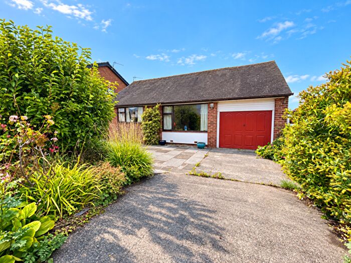 3 Bedroom Bungalow For Sale In Hawthorne Road, Thornton, FY5