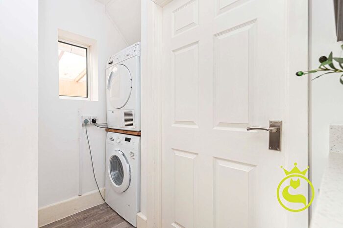 4 Bedroom Detached House For Sale In Bournemouth Road, Ashley Cross, Poole, BH14