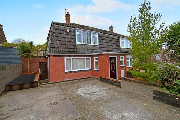 3 Bedroom Property To Rent In Vowell Close, Bristol, BS13