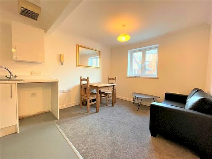 1 Bedroom Flat To Rent In Weavers House, Maritime Quarter, Swansea SA1