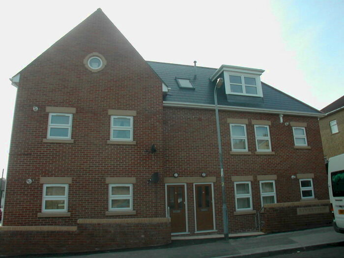 1 Bedroom Flat To Rent In Riverview Spear Road, SO14