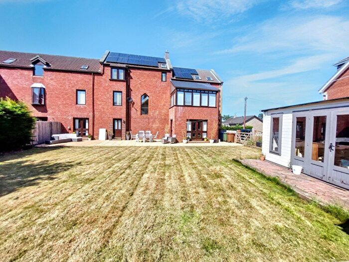 5 Bedroom Semi-detached House For Sale In The Wynd, Amble, Morpeth, NE65