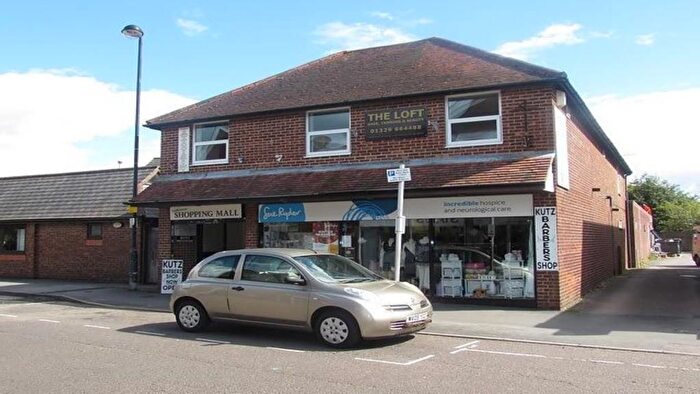 2 Bedroom Flat To Rent In Stubbington Green, Fareham, Hants, PO14