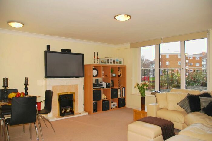 1 Bedroom Flat To Rent In Hartington Road, West Ealing, London, W13