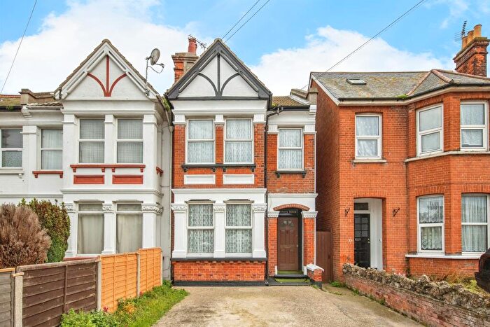 3 Bedroom Semi Detached House For Sale In Ellis Road, Clacton-On-Sea, CO15