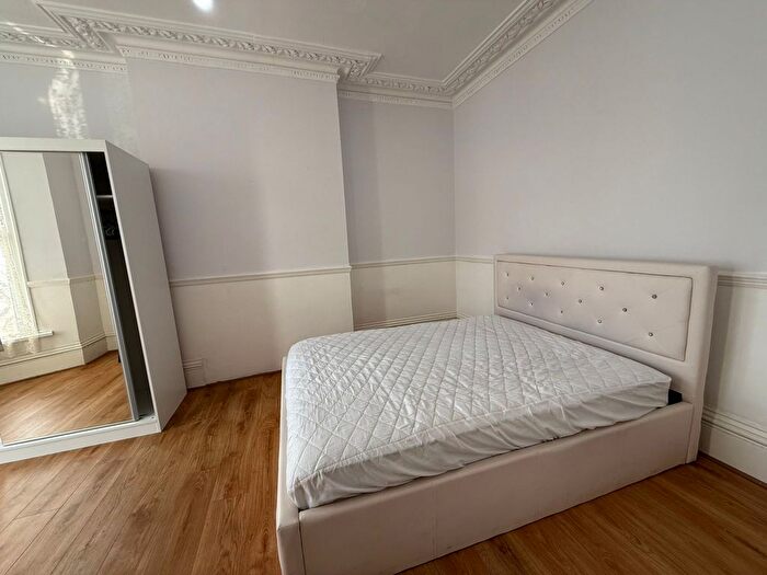 1 Bedroom Flat To Rent In Ilford, IG1