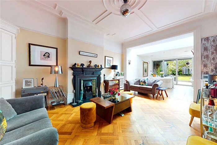 5 Bedroom Terraced House For Sale In Muswell Hill Road, Muswell Hill, London, N10