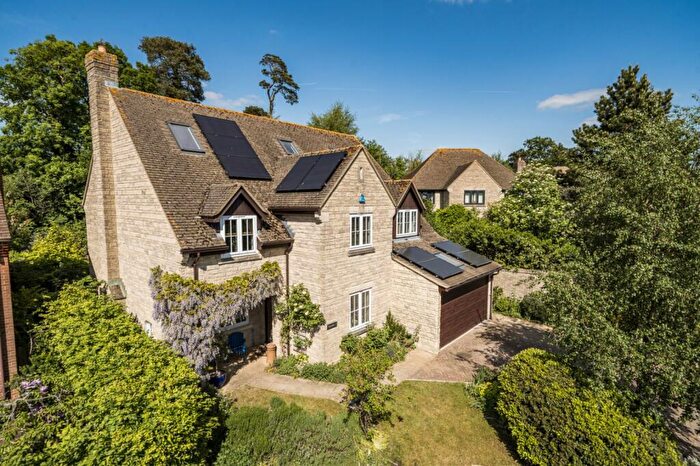 5 Bedroom Detached House For Sale In Nursery View, Faringdon, Oxfordshire, SN7