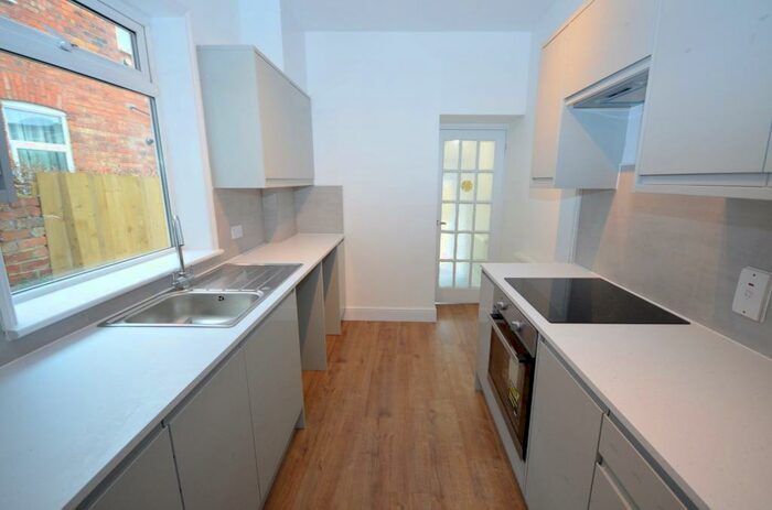 3 Bedroom Terraced House To Rent In Hood Street, Northampton, NN1