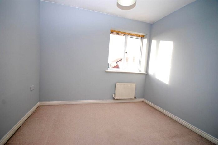 2 Bedroom Apartment To Rent In Ashover Road, Kenton, NE3