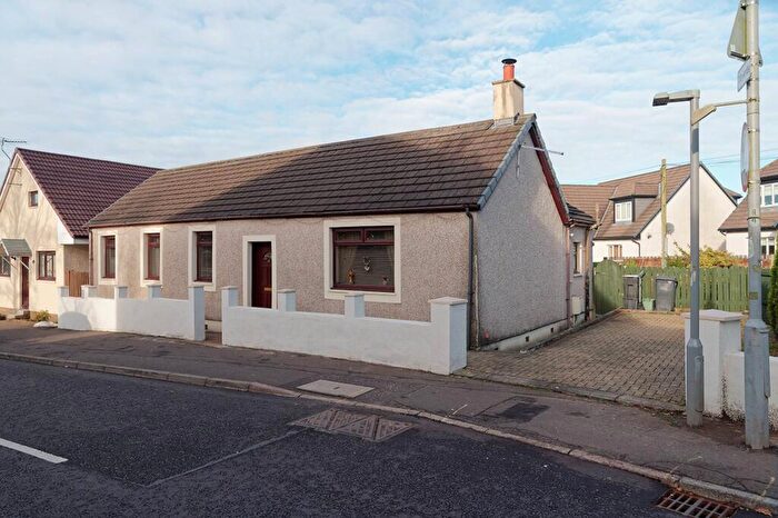 4 Bedroom Bungalow For Sale In High Street, Mauchline, KA5