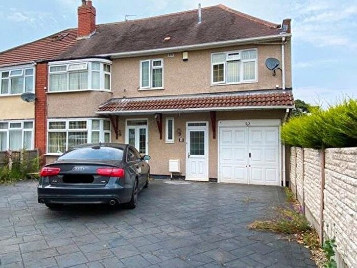 4 Bedroom Property To Rent In Himley Crescent, Wolverhampton, WV4