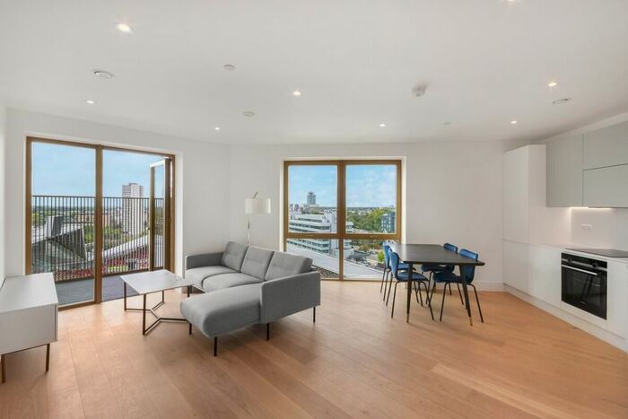 2 Bedroom Flat To Rent In Verdo, Brentford, TW8