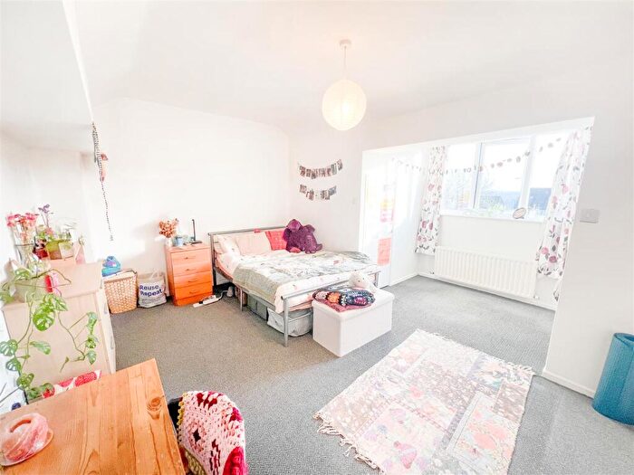 4 Bedroom House To Rent In Evelyn Road, Sheffield, S10