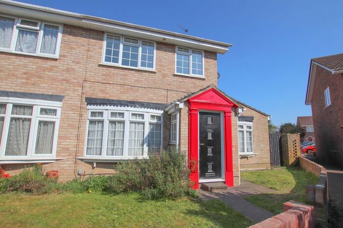 3 Bedroom End Of Terrace House To Rent In Twining Road, Stanway, Colchester, CO3