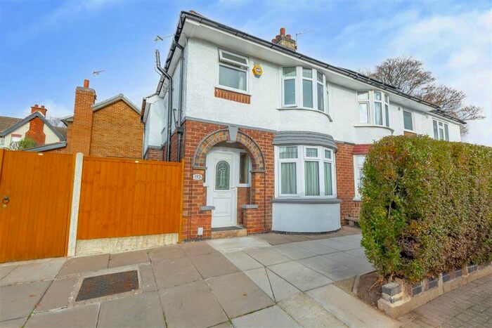 3 Bedroom Semi-Detached House To Rent In Brookhill Street, Stapleford, Nottingham, NG9
