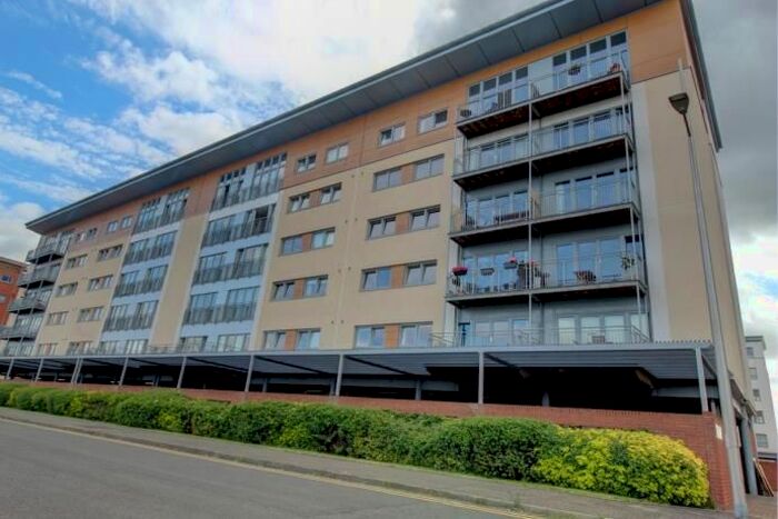 2 Bedroom Flat To Rent In South Victoria Dock Road, Dundee, DD1