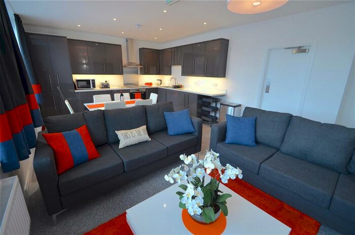 1 Bedroom Flat To Rent In Wollaton Road, Beeston, NG9