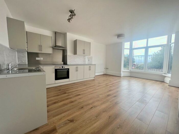 2 Bedroom Flat To Rent In King St, Hoyland, Barnsley, S74