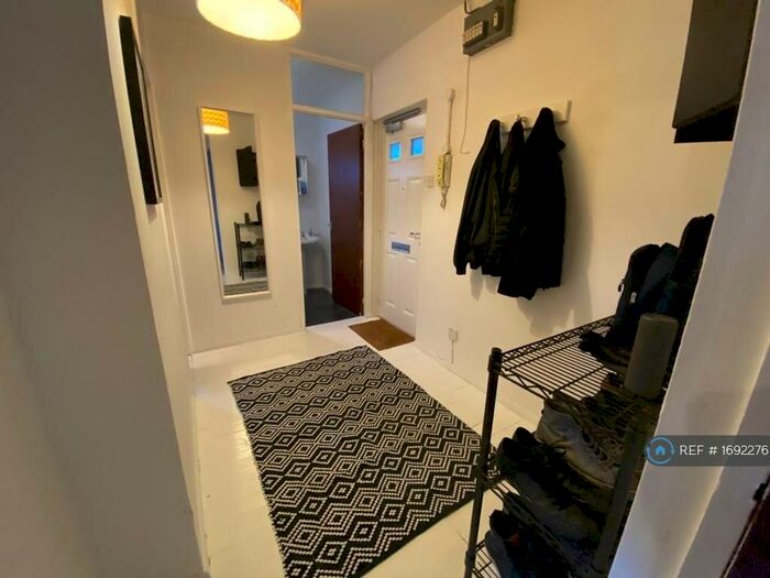 1 Bedroom Flat To Rent In Tavistock Place, Bedford, MK40