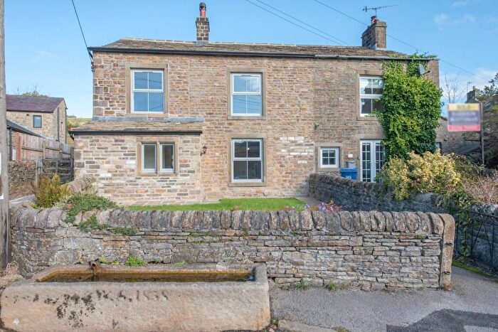 3 Bedroom Semi-Detached House To Rent In The Fold, Lothersdale, BD20