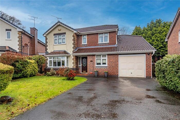 4 Bedroom Detached House For Sale In Passmonds Way, Passmonds, Rochdale, OL11