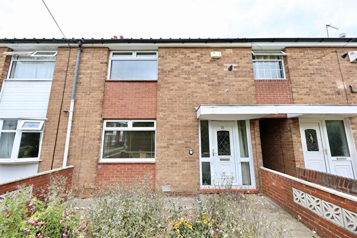 2 Bedroom Terraced House For Sale In Cladshaw, Hull, HU6