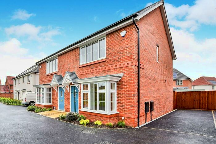 3 Bedroom Semi-Detached House To Rent In Camber Close, Stockport, SK5