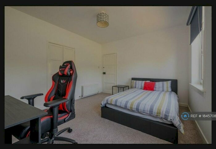 3 Bedroom Terraced House To Rent In Broomhouse Road, Edinburgh, EH11