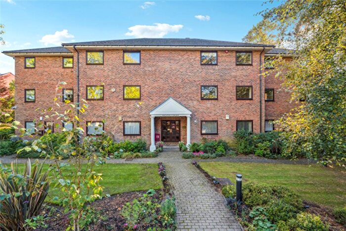2 Bedroom Duplex For Sale In Carew Road, Northwood, Middlesex, HA6