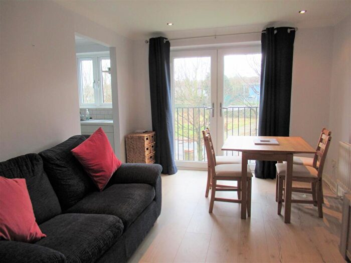 1 Bedroom Apartment To Rent In Westminster Gardens, North Chingford, E4