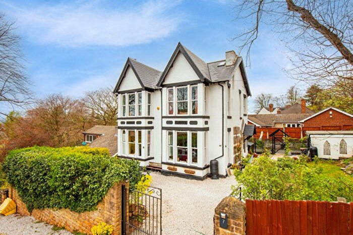 7 Bedroom Detached House For Sale In Victoria Crescent, Nottingham, NG5