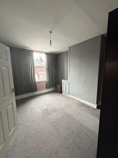 2 Bedroom Terraced House To Rent In Cross Flatts Grove, LS11