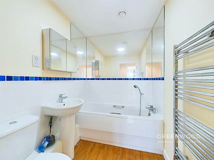 2 Bedroom Apartment To Rent In Pier Wharf, Quayside Drive, Colchester, CO2