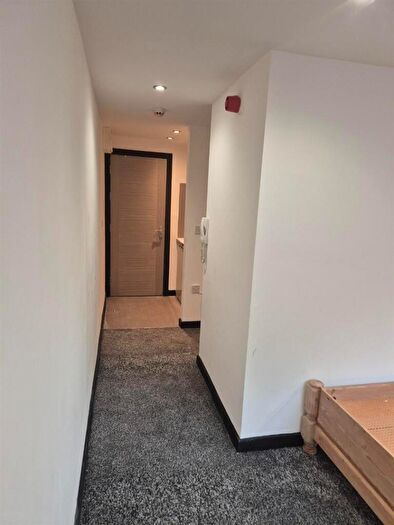 1 Bedroom Flat To Rent In Mellalieu Street, Middleton, Manchester, M24