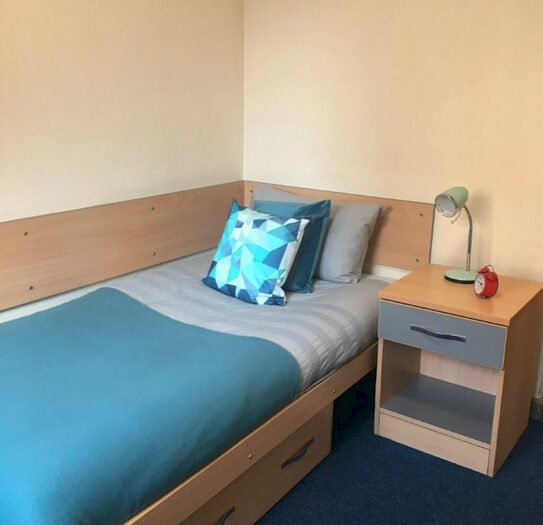 1 Bedroom House To Rent In Crown Station Place, Liverpool, L7