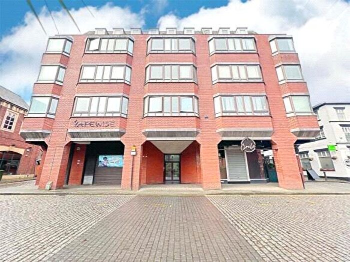 Apartment To Rent In Provincial House, Nelson Square, Bolton, BL1